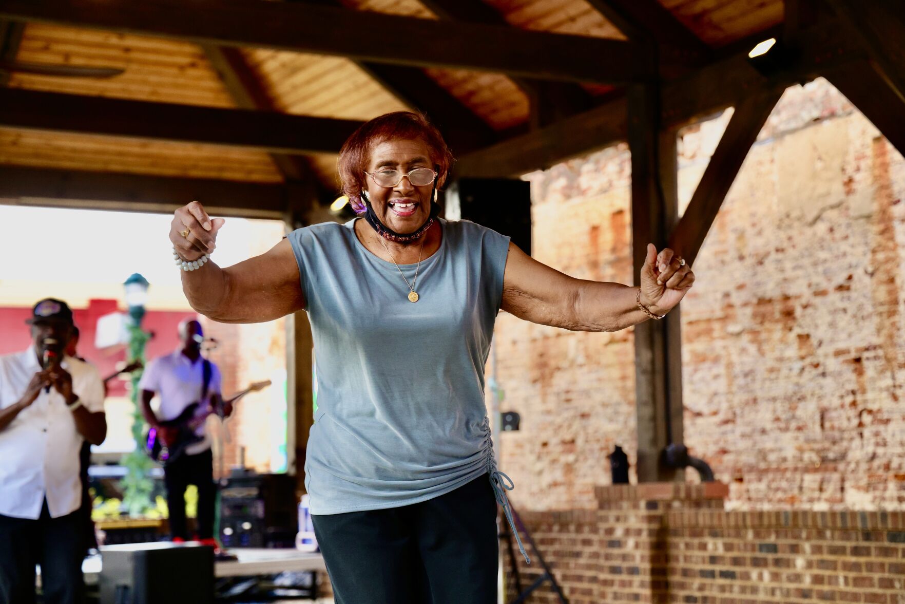 DORA Street Dance